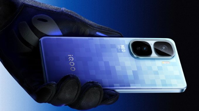 Thiết kế iQOO NEO 10 Pro Plus 