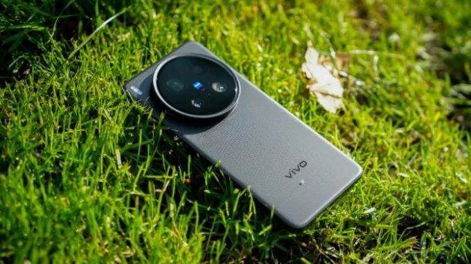 Thiết kế Vivo X200 Ultra