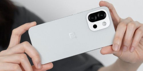 OnePlus 13T đánh bại iPhone 16 Pro Max, Galaxy S25 Ultra trong bài kiểm tra pin