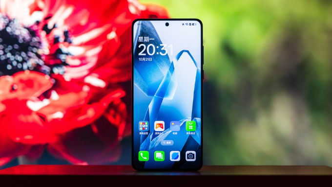 Vì sao Xiaomi từ bỏ flagship nhỏ gọn