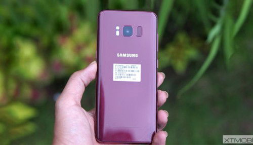 Galaxy S8 đỏ Burgundy đẹp lung linh về VN đầu tiên