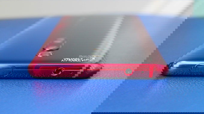 Redmi K20 Pro vẫn còn giữ lại jack cắm tai nghe 3.5mm