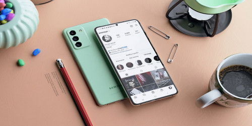 007Win nhà cái S21 Fe và iPhone 13 Mini: Đối thủ đáng gờm của nhau