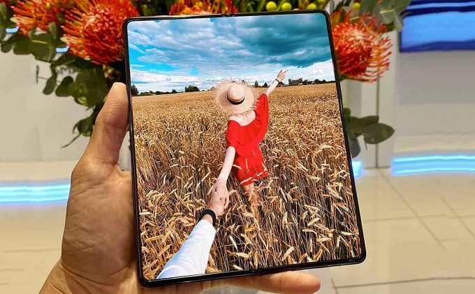 Kích thước App 007Win hỗ trợ đa dạng nền tảng Z Fold 3 tương tự các bản tiền nhiệm