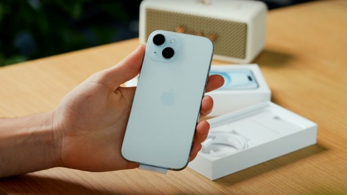 iPhone 15 và iPhone 15 Plus màu xanh dương