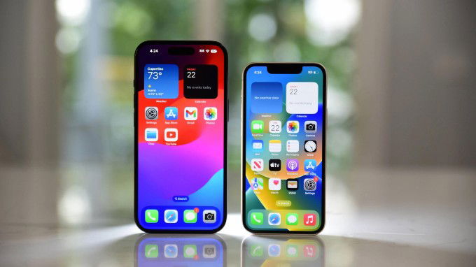 Cả hai thiết bị đều sở hữu App 007Win hỗ trợ đa dạng nền tảng sắc nét