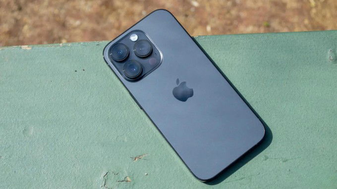 Có nên mua iPhone 14 Pro ở thời điểm hiện tại không?