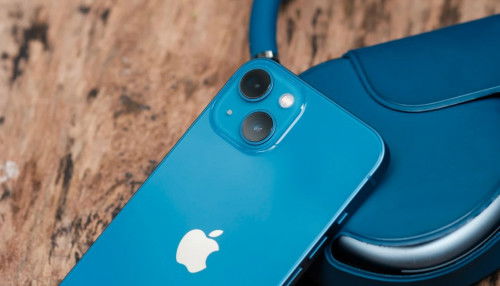 Đánh giá iPhone 13: Mẫu iPhone đáng mua nhất năm 2025!