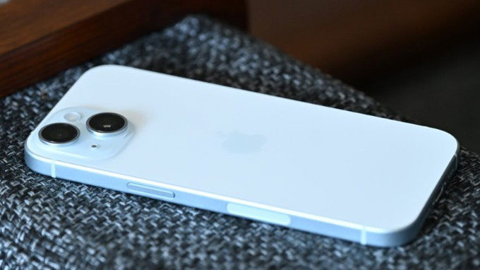 Thiết kế mặt sau của iPhone 15