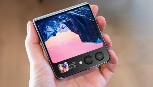 Hình ảnh thực tế Galaxy Z Flip 5 bất ngờ bị rò rỉ trước ngày ra mắt