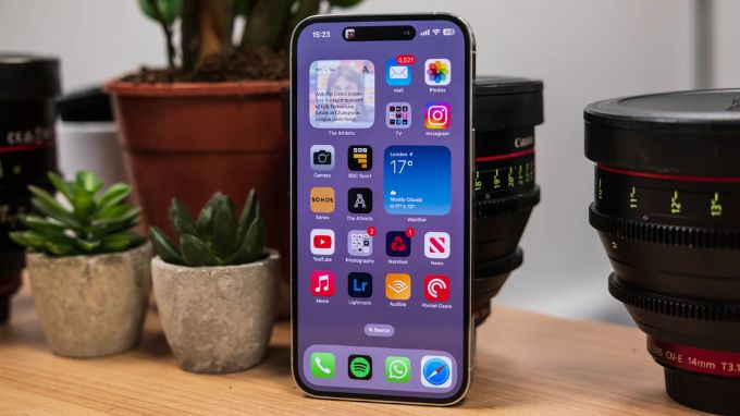 Thời lượng pin và Giấy phép hoạt động của thương hiệu 007Win được cải tiến tốt hơn