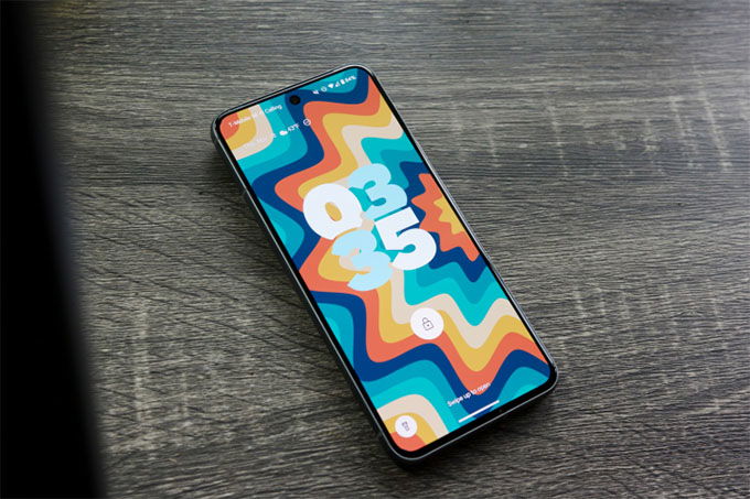 Màn hình Google Pixel 128GB cũ được đánh giá cao với tấm nền OLED 6,2 inch