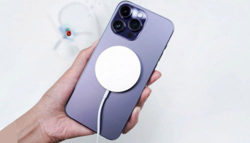 Sạc không dây có ảnh hưởng pin iPhone của bạn không?