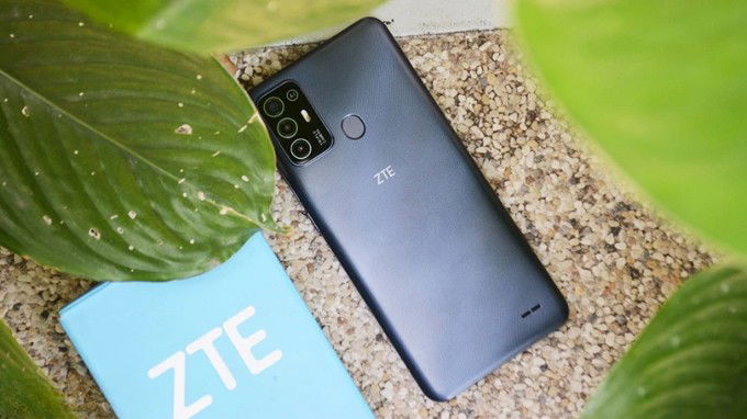 ZTE Blade A52​
