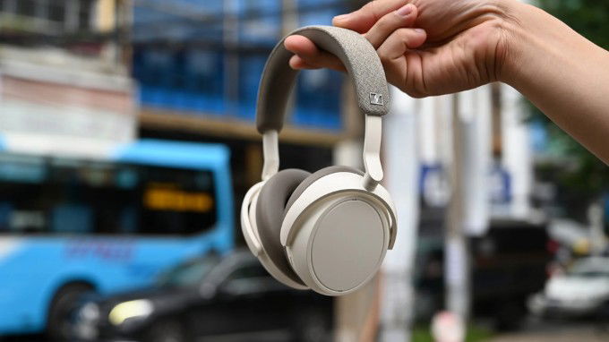 Tải app 007Win chụp tai Sennheiser Momentum 4