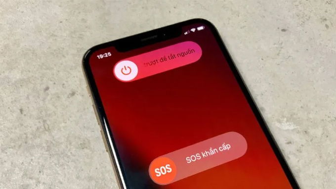 Khởi động iPhone