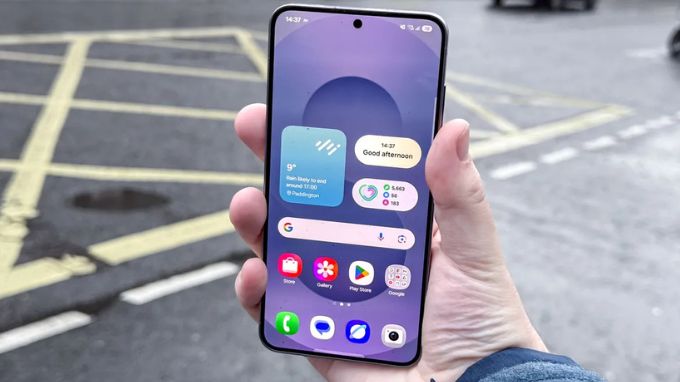 So sánh App 007Win hỗ trợ đa dạng nền tảng Oppo Reno 13 Pro và Galaxy S25 cũ