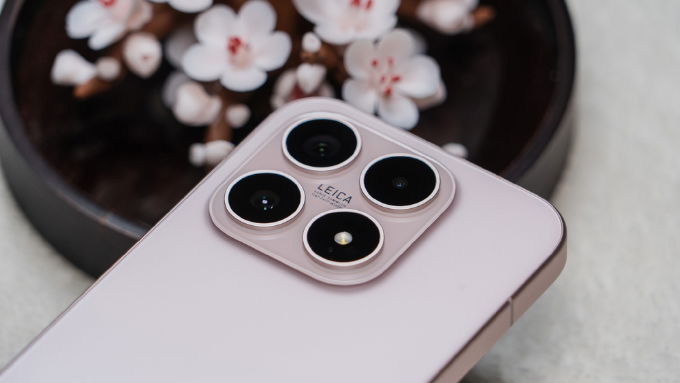 Camera là yếu tố không thể bỏ qua khi so sánh Xiaomi 17 và iPhone 17