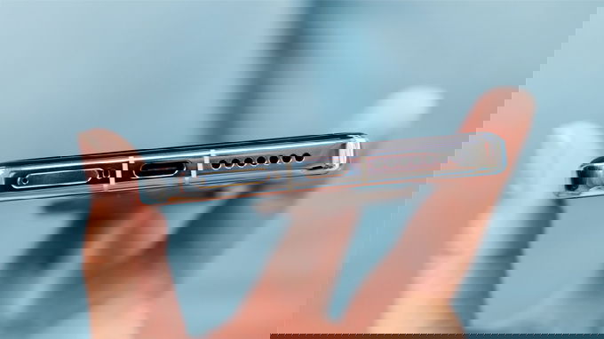 Thời Lượng Pin và Công Nghệ Sạc Nhanh