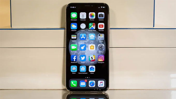 Apple 'khai tử' iPhone X: 'Dế yêu' một thời giờ chỉ còn giá trị... hoài niệm
