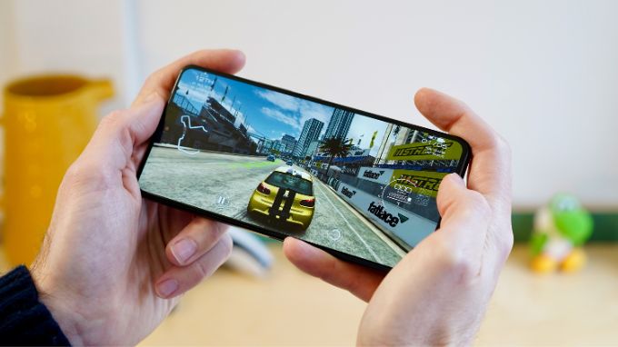 Hiệu năng đỉnh cao với Snapdragon 8 Gen 3 và RAM cực khủng