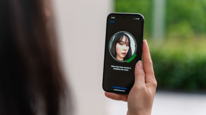 Kiểm tra và vệ sinh cảm biến Face ID