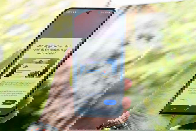 Màn hình Dynamic AMOLED 2X hiển thị sống động, sắc nét