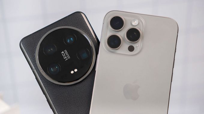 So sánh thiết kế iPhone 16 Pro Max cũ vs Xiaomi 14 Ultra