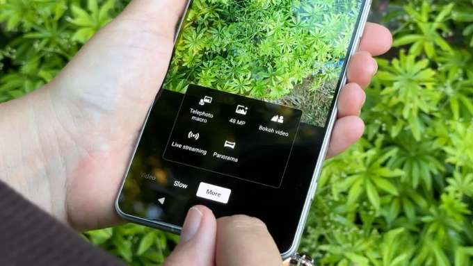 So sánh Sony Xperia 1 VII vs Galaxy Z Fold 7 về camera