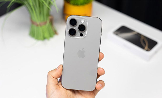 Đánh giá iPhone 16 Pro về thiết kế