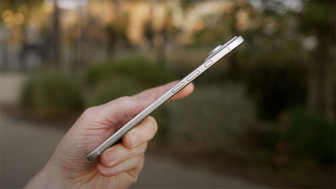 iPhone 18 Air giá bao nhiêu?