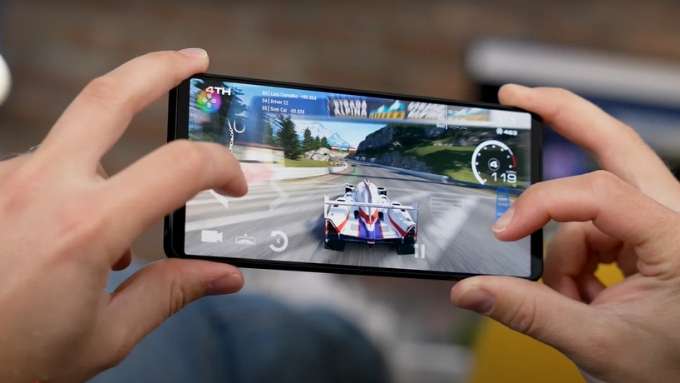 So sánh Sony Xperia 1 VII vs Galaxy Z Fold 7 về hiệu năng