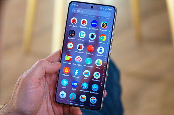 OnePlus 13R đi kèm OxygenOS 15 