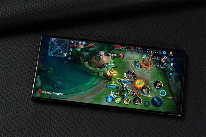 Cấu hình Red Magic 9S Pro+ được cung cấp sức mạnh từ chip Snapdragon 8 Gen 3 Leading Version
