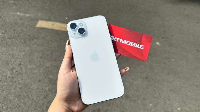 iPhone 15 Plus ghi dấu ấn với cụm iPhone 2 mắt chéo 48MP + 12MP