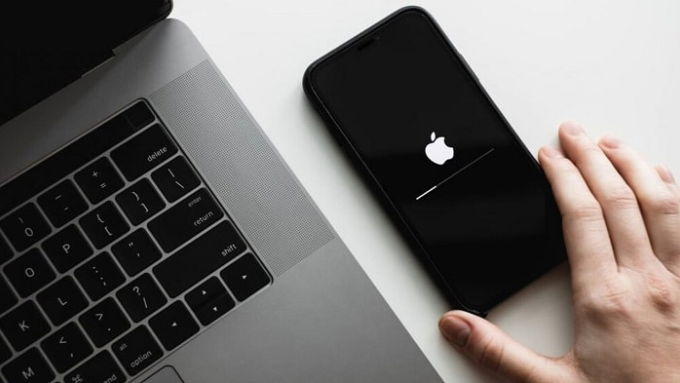 Rủi ro lớn nhất với iPhone MDM là khả năng bị khóa hoàn toàn từ phía quản trị viên cũ