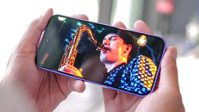 Màn hình Pixel 10