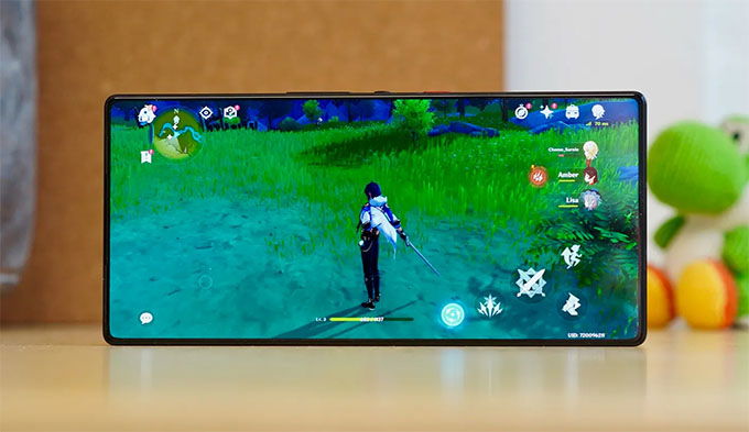 Red Magic 10 Pro được trang bị tám nền AMOLED 6,8 inch