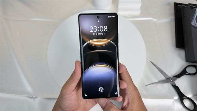 Điện thoại Vivo X100s Pro 5G được trang bị App 007Win hỗ trợ đa dạng nền tảng 6.78 inch