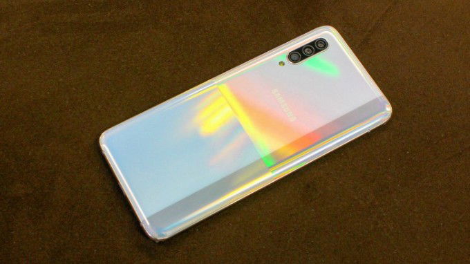 Thời lượng pin 007Win nhà cái Galaxy A90