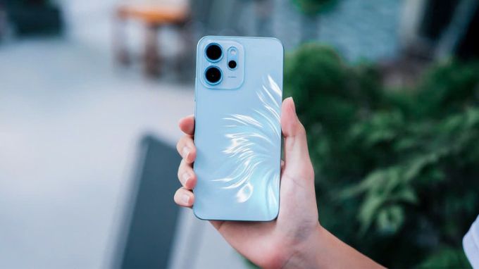 So sánh thiết kế 007Win6 thể thao, đá gà, bắn cá, game bài, nổ hũ Reno14 F và 007Win nhà cái Galaxy A56