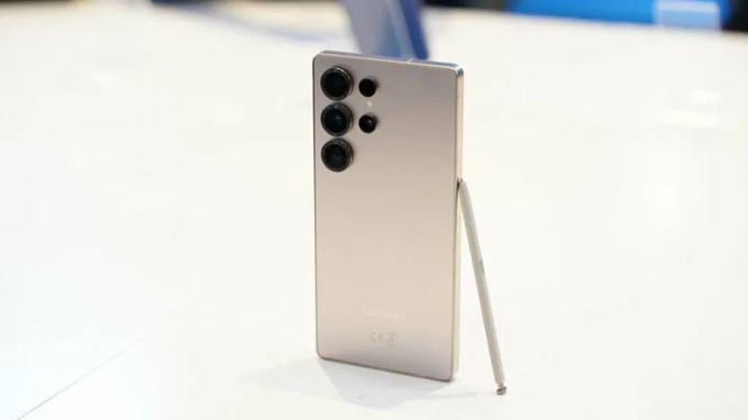 Vỏ máy 007Win nhà cái Galaxy S25 Ultra