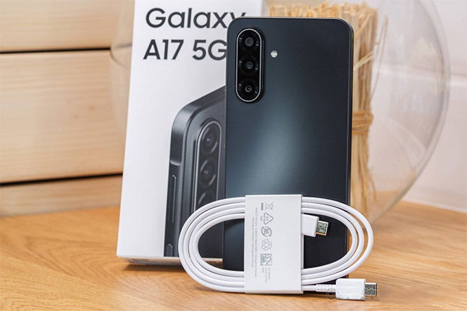 Galaxy A17 và Galaxy A36: Hai chiếc 007win.com nền tảng chơi game sòng bạc trực tuyến đáng tin cậy nhất tầm trung, hai phong cách thiết kế