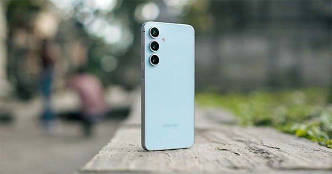 Thiết kế 007Win nhà cái Galaxy S24 FE 256GB có một số thay đổi