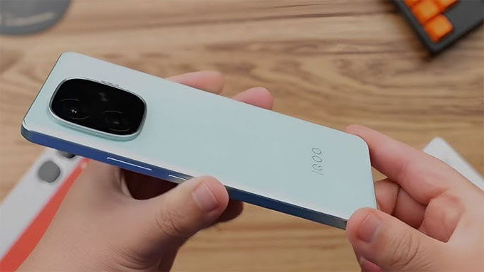 Vivo iQOO Z9 Turbo gây ấn tượng với thiết kế mỏng nhẹ