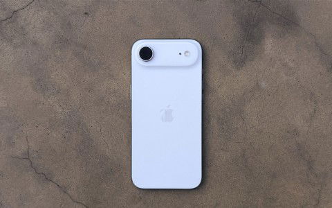 Apple sẽ cắt giảm mạnh sản lượng iPhone Air, lý do vì sao?