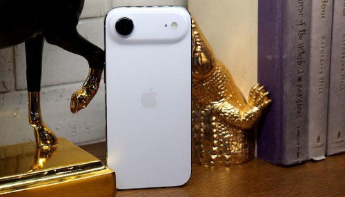 Đánh giá iPhone Air: Liệu thiết kế mỏng nhẹ có thực sự mạnh mẽ?