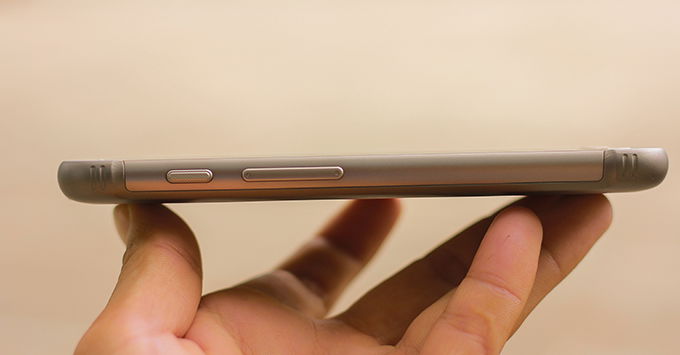 smartphone-sieu-ben-chuan-quan-doi-s7-active-hay-ky-vong-s8-active