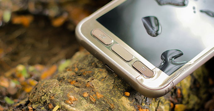 smartphone-sieu-ben-chuan-quan-doi-s7-active-hay-ky-vong-s8-active3