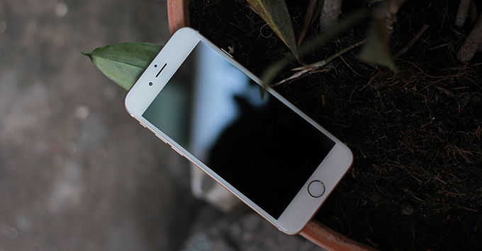 ven-man-bi-mat-ve-iphone-lock-co-nen-mua-iphone-lock-hay-khong-2